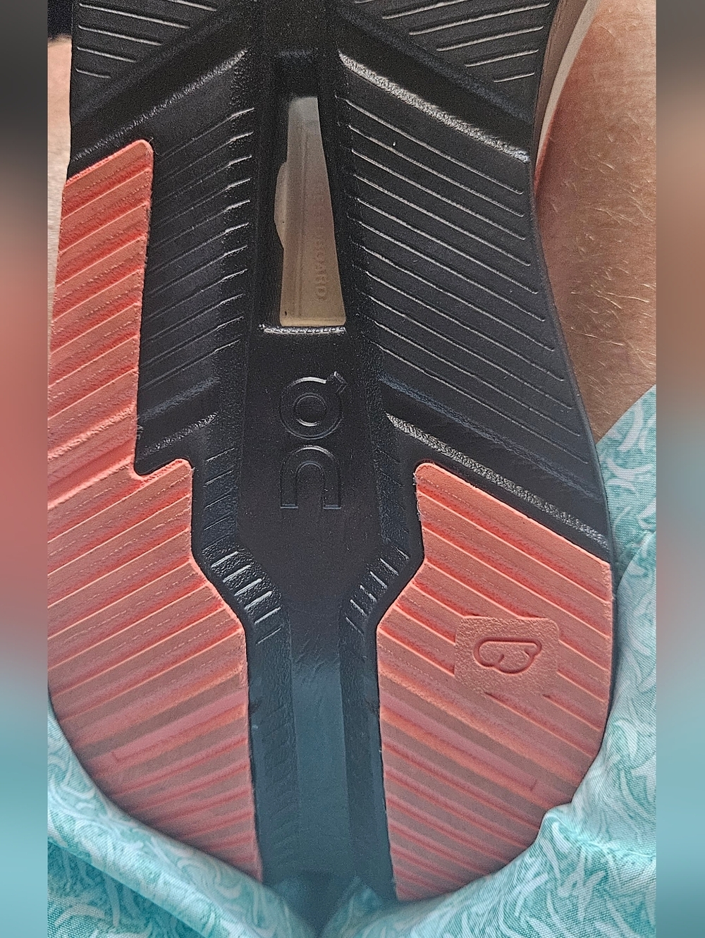 LIKE NEW- Mens, On CloudNova X, Coral and Black SZ. 12 - Picture 9 of 12